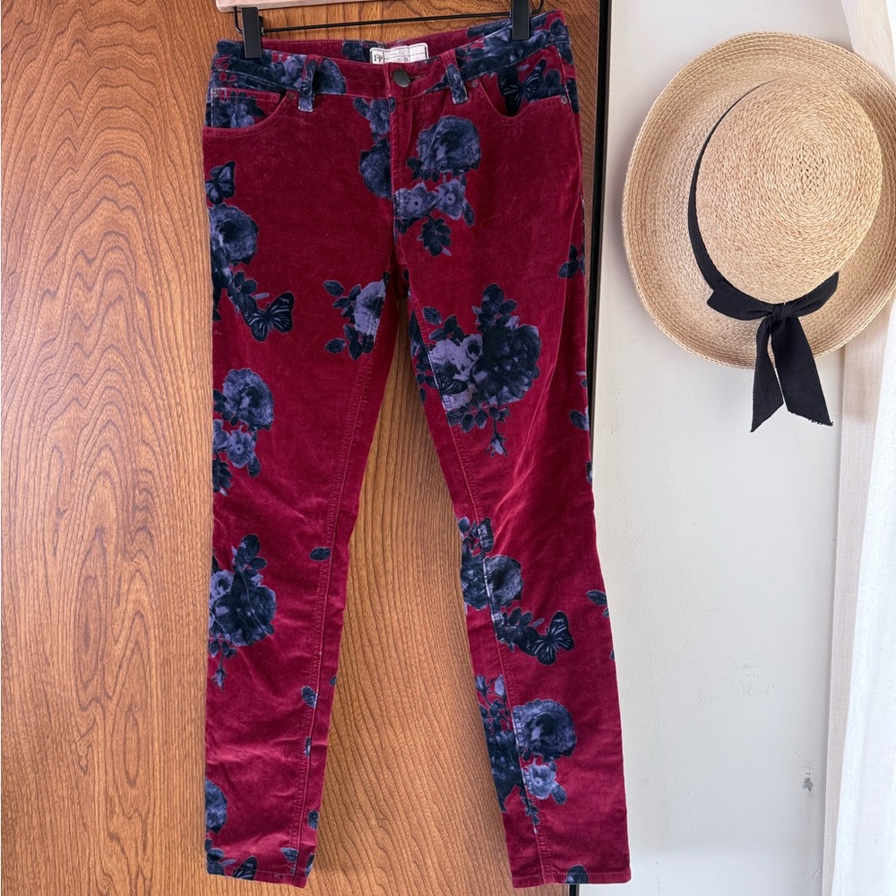 Free People Red and Blue Floral Velvet Pant sz 25